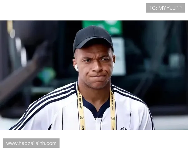 姆巴佩拒绝续约引发热议巴黎或在今夏以15亿欧元出售他